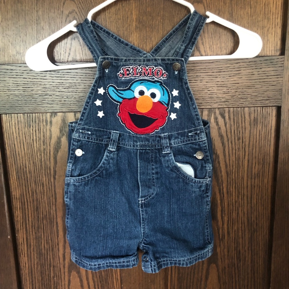 2010 Sesame Street Elmo short overalls 18m